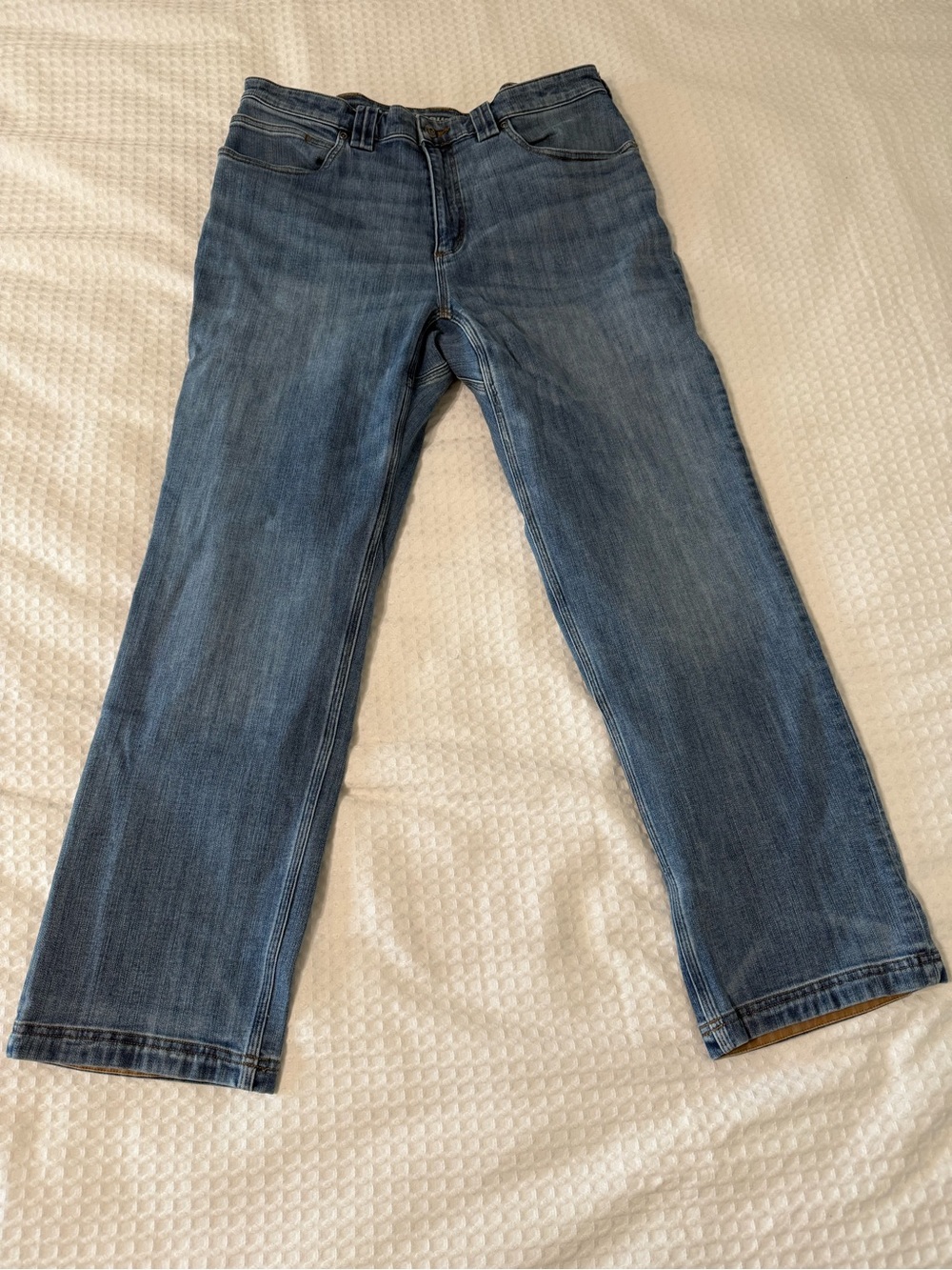 Duluth Trading Co Men's Ballroom Double Flex Jeans in Medium Blue